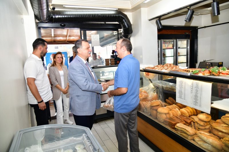 Başkan Balaban'dan esnaf ziyareti