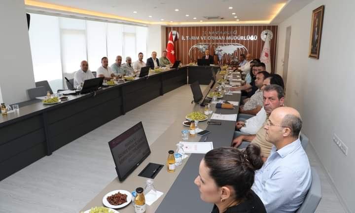 REKOLTE TAHMİN KOMİSYONU ÜZÜM REKOLTESİ İÇİN TOPLANDI