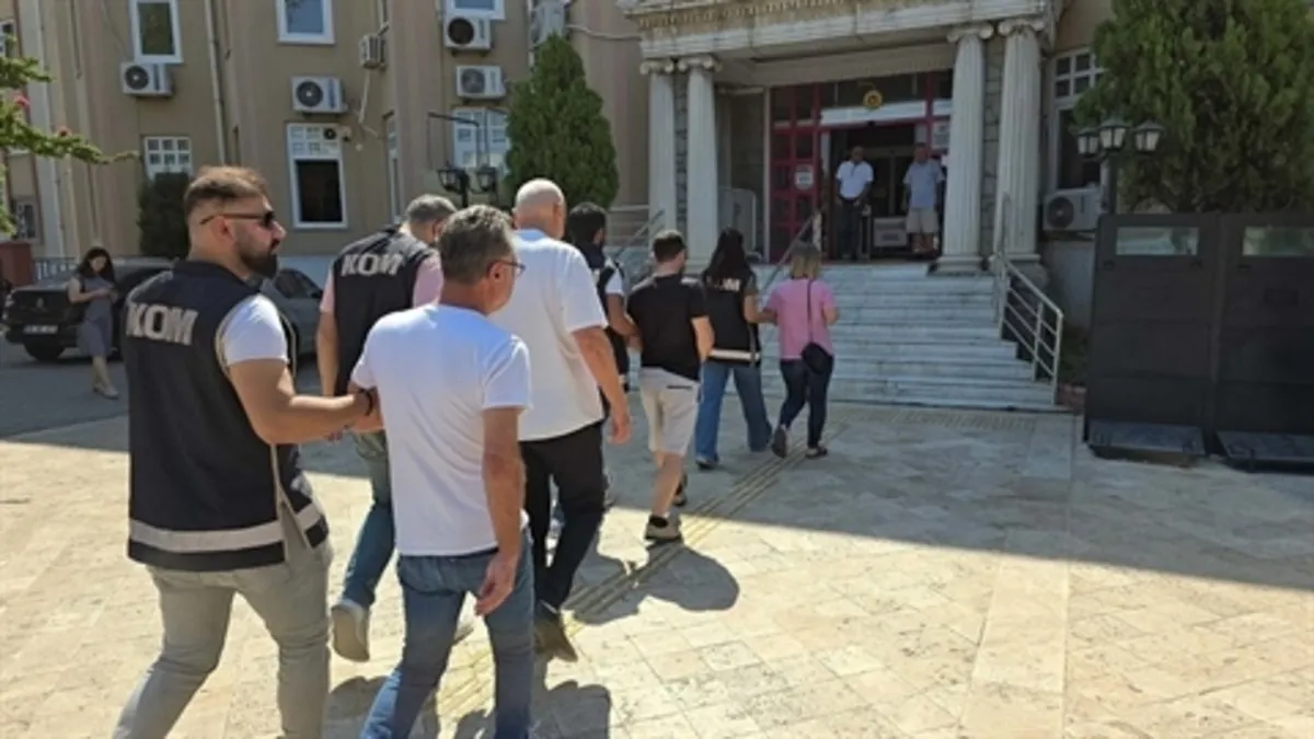 Aydın'da skandal olay: Doktor ile medikal ürün satıcısı tutuklandı!