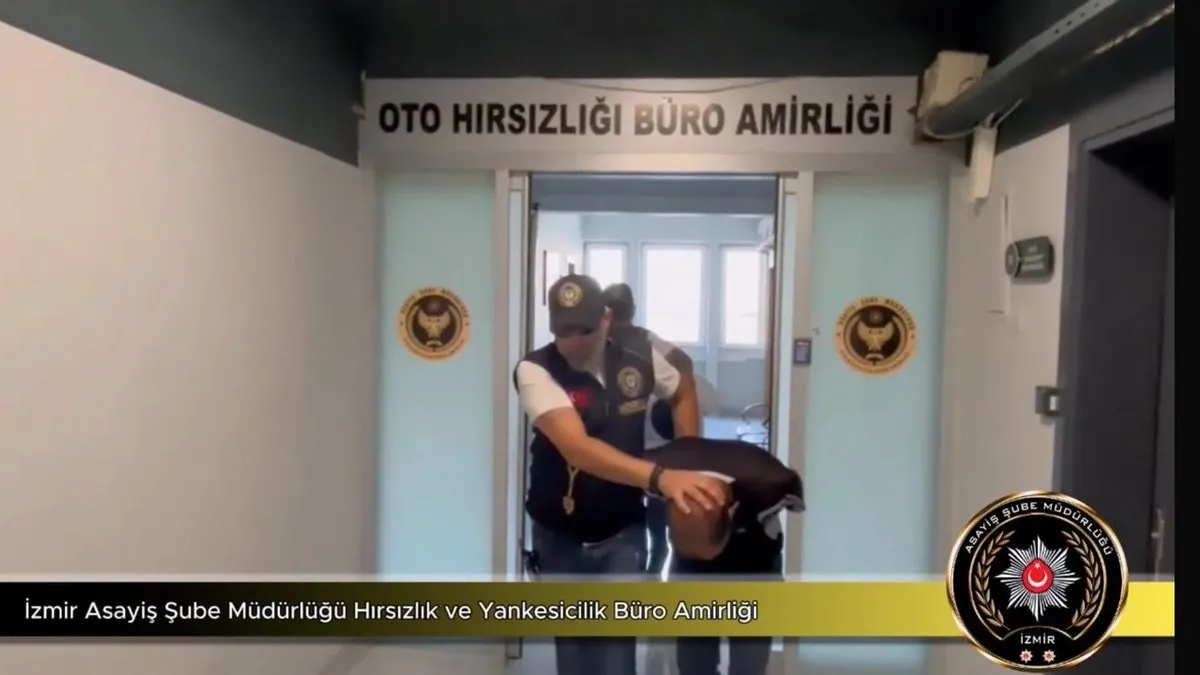 Engellinin akülü tekerlekli sandalyesini bile çaldılar!