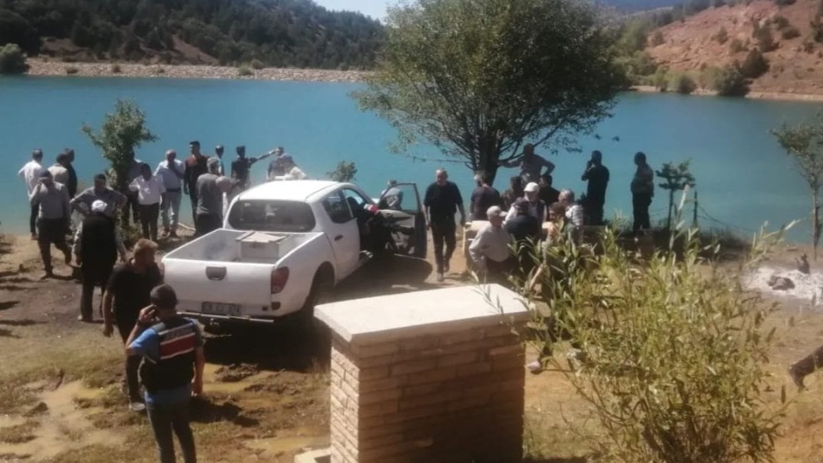 Giresun'da 3 torununu boğulmaktan kurtardı, kendisi hayatını kaybetti