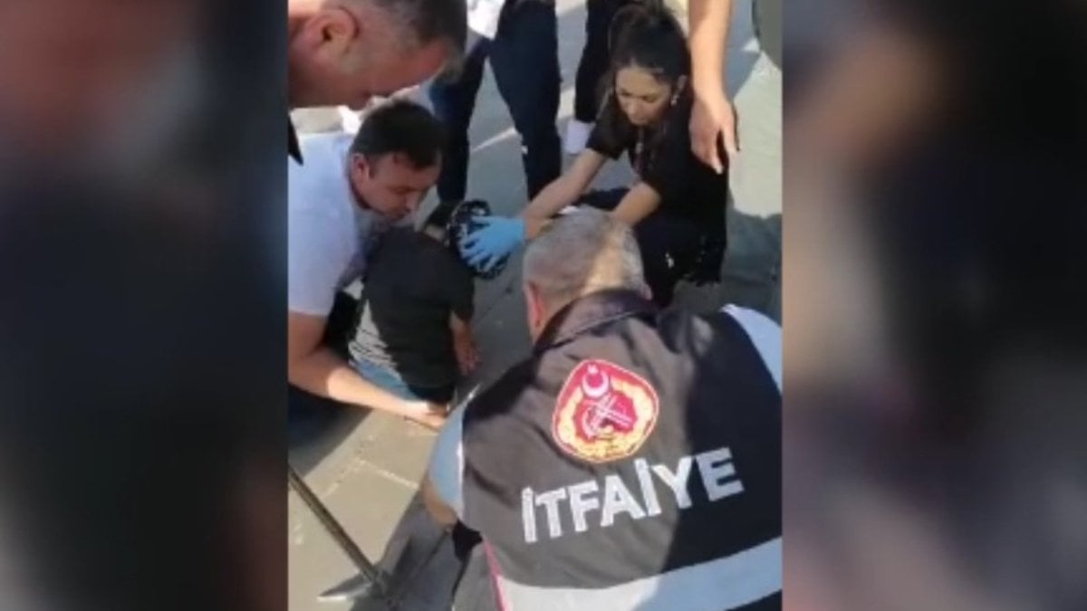 Kars'ta oyun oynayan çocuğun bacağı tahliye borusuna sıkıştı