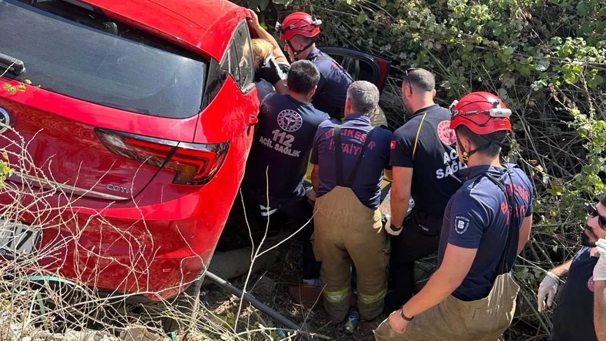 Bandırma'da trafik kazası: 1 kişi yaralı #balikesir