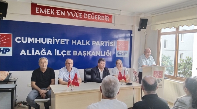 CHP Aliağa'dan Eğitim Sistemi Eleştirisi: "AKP, Çocuklarımızın Geleceği ile Oynuyor"