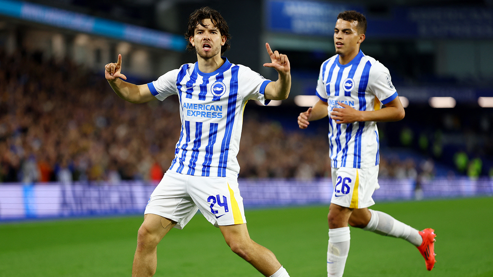 Ferdi Kadıoğlu damga vurdu, Brighton kupada turladı