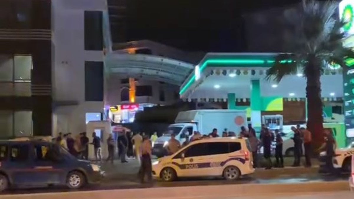 İstanbul'da asker uğurlamasında yolu kapattılar