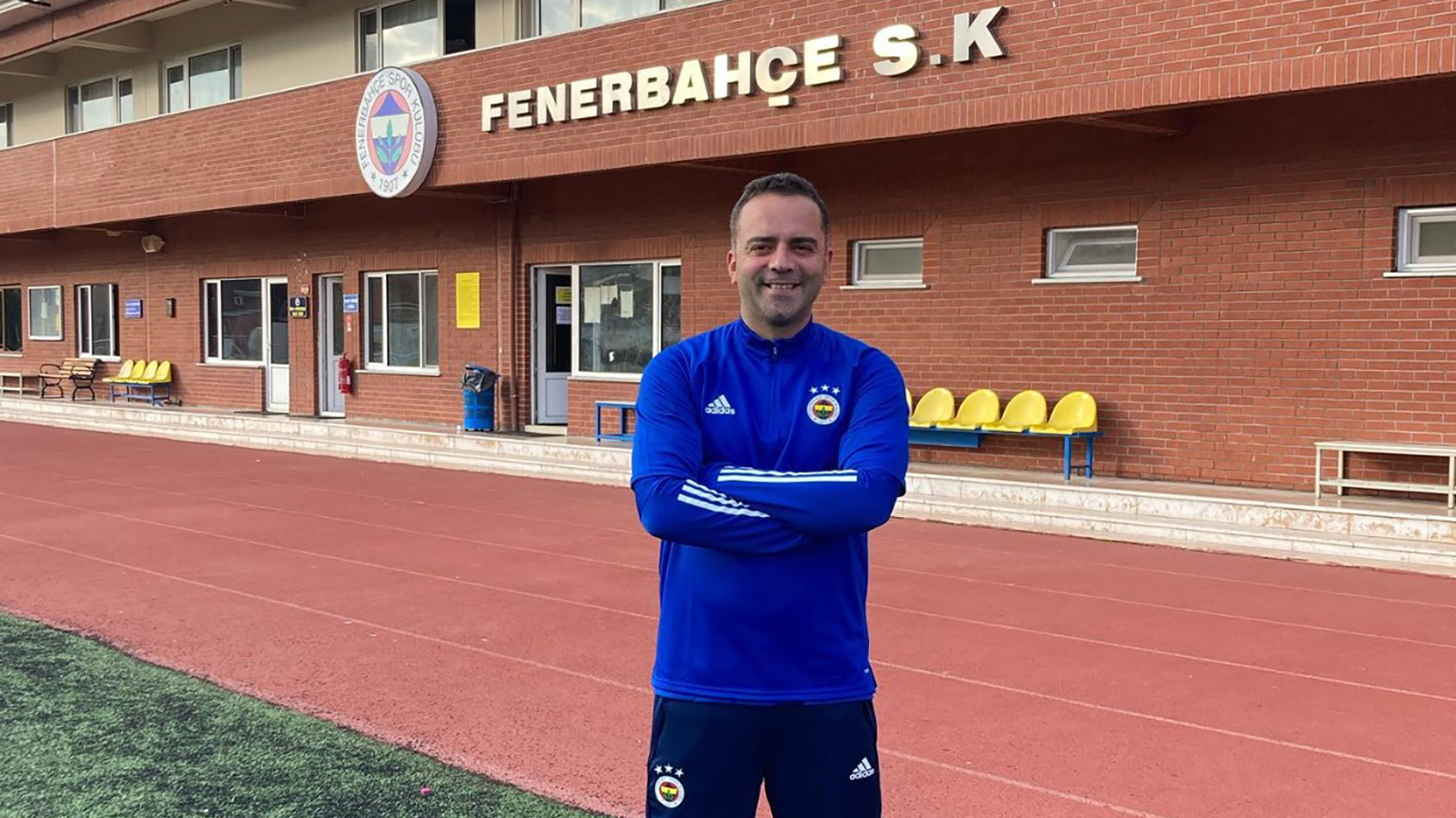 Semih Şentürk, Fenerbahçe'deki görevinden ayrıldı