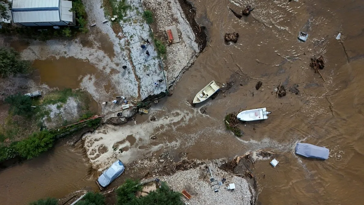 Vali Elban'dan sağanak raporu: 231 ev, 47 iş yeri sular altında kaldı!