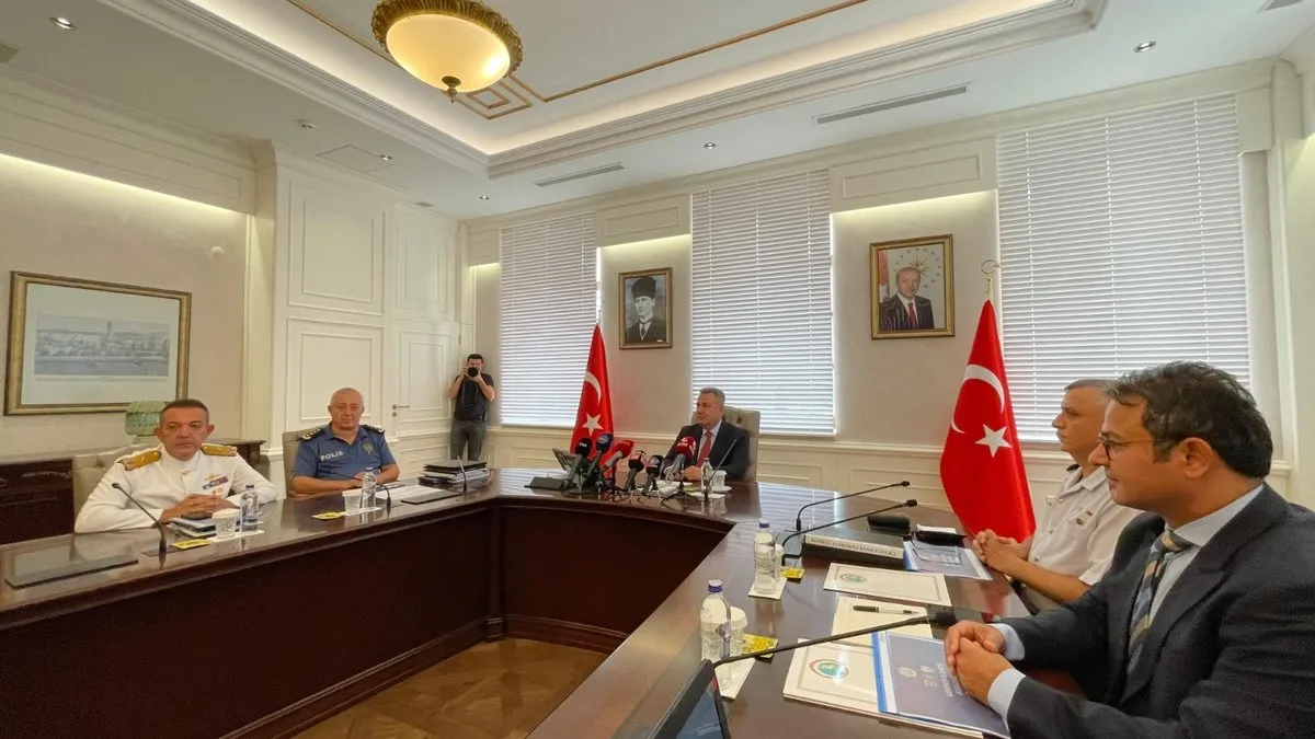 Vali Elban'dan yıllık rapor... İzmir'in 1 yıllık suç dosyası açıklandı!