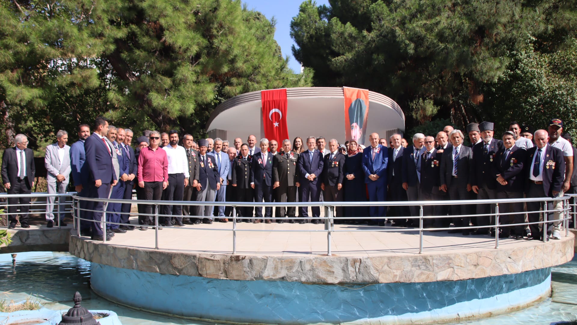 Vali Ünlü'nün gözyaşları! Ağlayarak böyle veda etti