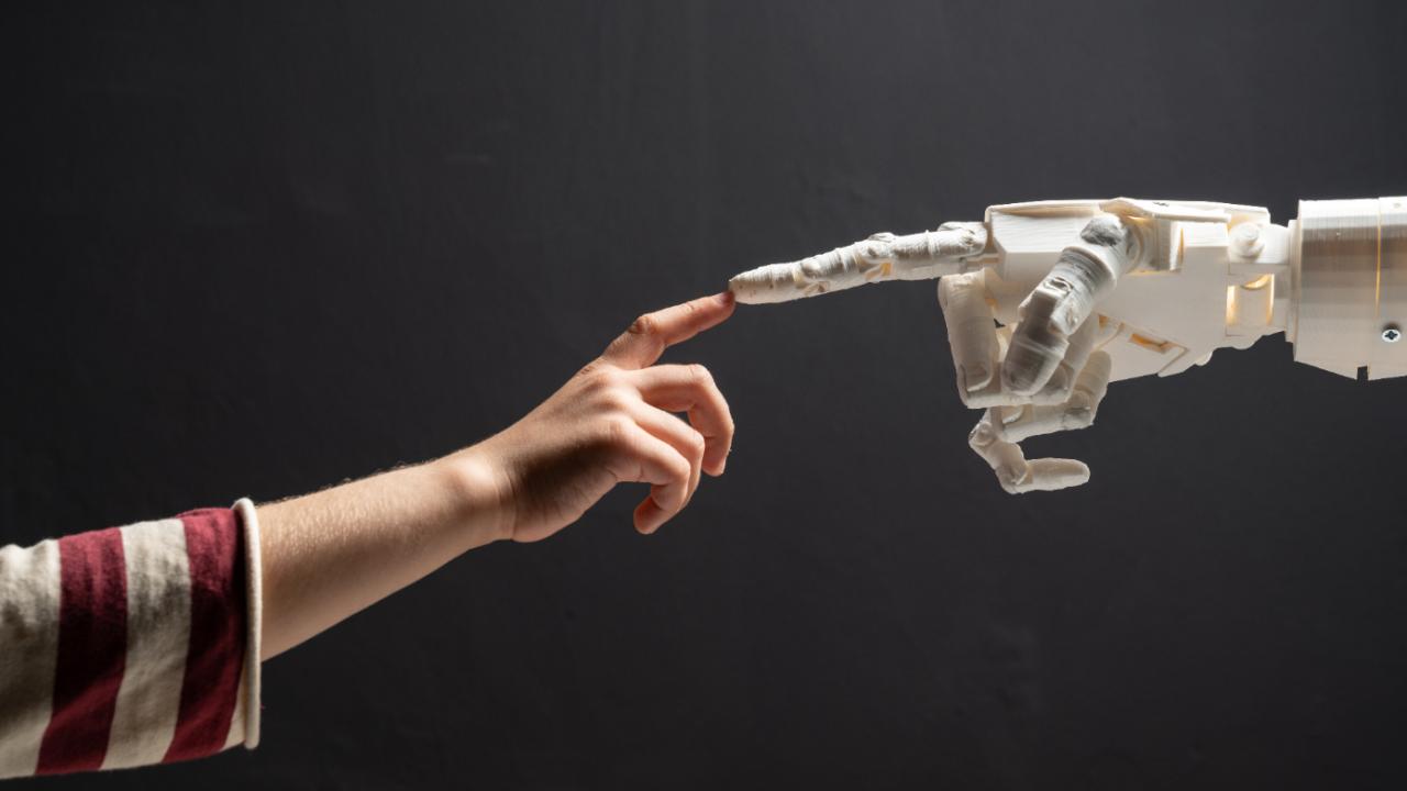 Yapay zeka çocukların eleştirel düşünme becerilerini köreltir mi?