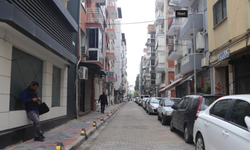 Oyun oynarken otomobilin altında kaldı..