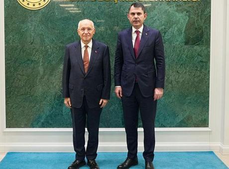 Bakan Kurum, Yenimahalle Belediye Başkanı'nı kabul etti