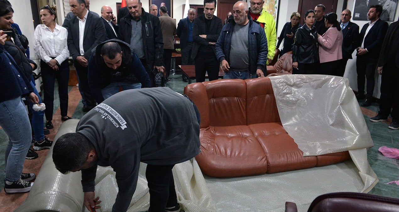 CHP'li belediyeye haciz şoku