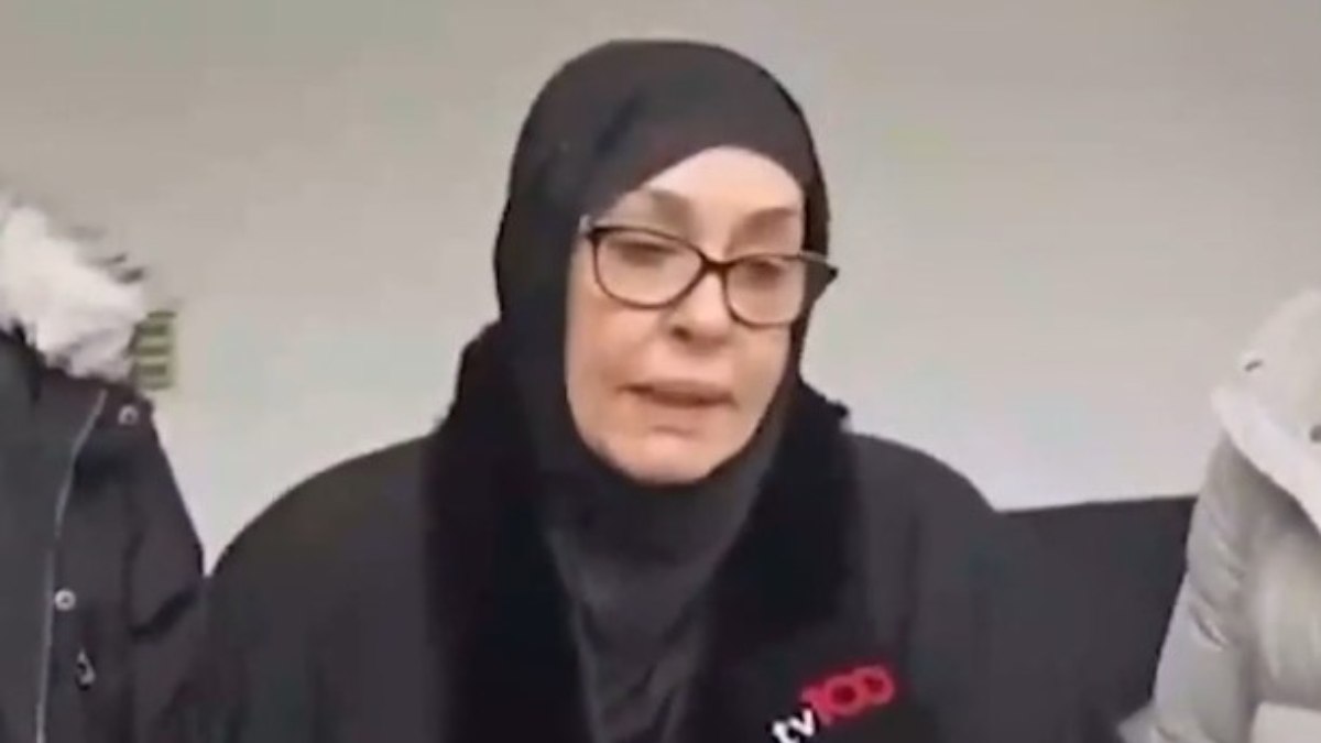 Ferdi Tayfur'un eski eşi, cenaze törenindeki kavgayı anlattı