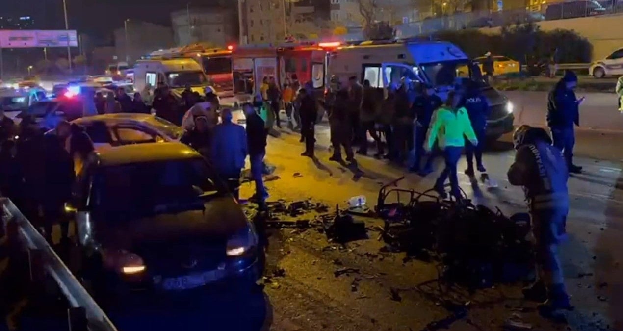 İstanbul'da zincirleme kaza: Ölü ve çok sayıda yaralı var