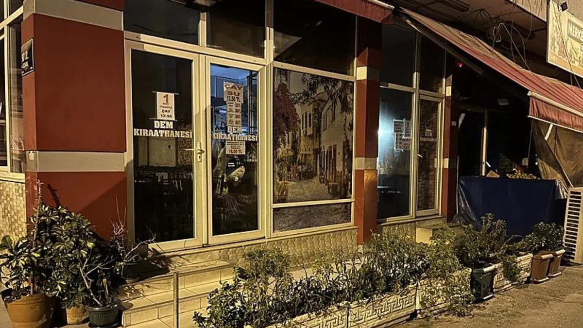 İzmir'de kahvehane kurşunlandı: 1 ölü, 3 gözaltı #izmir