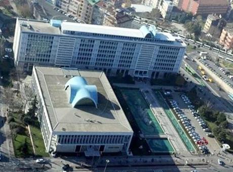 İBB Meclisi'nde, belediyeye yönelik yolsuzluk soruşturması gündeme geldi