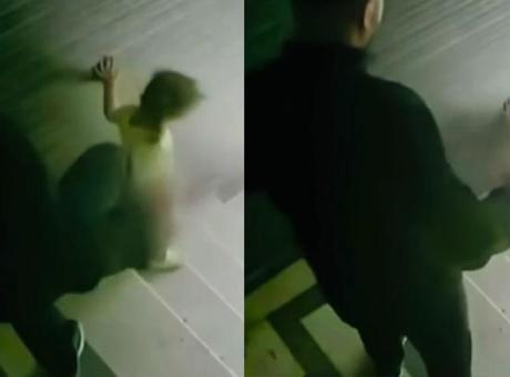 Kızına tekme atarak merdivenlerden yuvarlayan cani baba adliyede