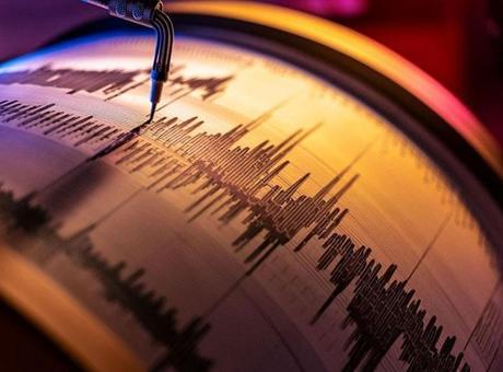 Son dakika deprem haberleri: Deprem mi oldu? Nerede, kaç büyüklüğünde deprem oldu?