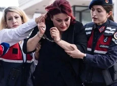 'Bebeği öldürsem dert öldürmesem dert' demişti..