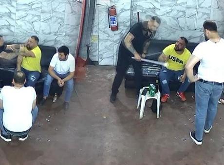 Yer: Sakarya! Tartıştıkları kişiyi levye ile döven 2 şüpheli tutuklandı