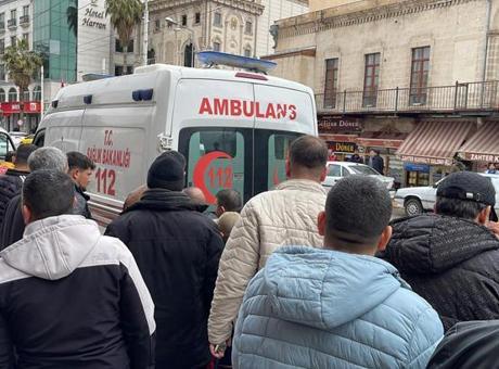 Lokantada dehşet! Tanınmamak için maske taktı, ağabeyini vurdu