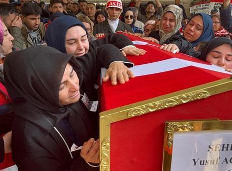 Şehit Piyade Uzman Çavuş Yusuf Açay'ın cenazesi memleketi Hatay'da defnedildi