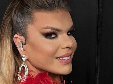 ‘Uçağınızı bombalayacağız’ deyip yolcuya şok karar