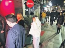 17 ünlü isme uyuşturucu gözaltısı
