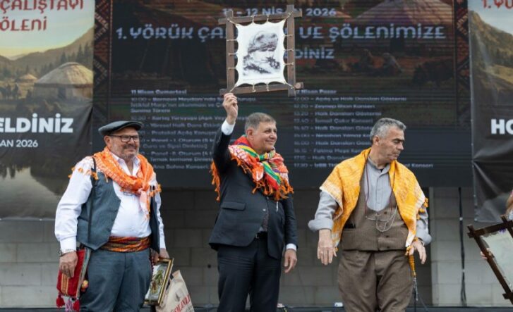 Izmirde-Yoruk-ruzgari-Tugay-dan-Mustafa-Kemal-gibi-kararli-olun-cagrisi-386512_news_big