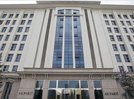 AK Parti Gençlik Kolları, 100 bin genci 'Bir Gençlik Şöleni'nde buluşturacak