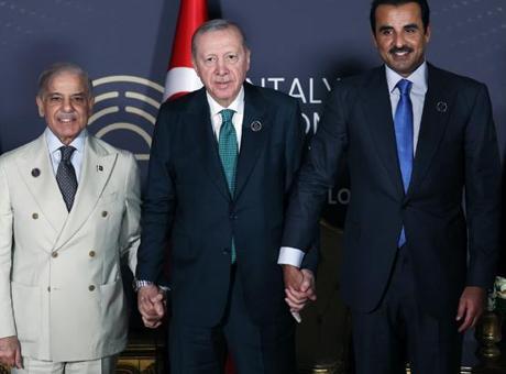 Cumhurbaşkanı Erdoğan'dan Antalya Diplomasi Forumu'nda diplomasi trafiği