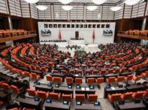 Doğum izni 24 haftaya çıkarıldı