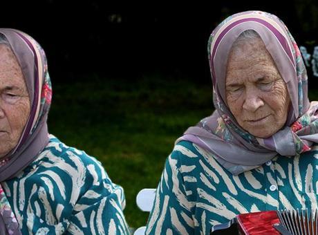 Düğünlerin gizemli kadını! Çocukken ablasından özenip başladı: Ağlamaya başladım