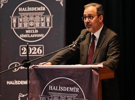 Kasapoğlu: Demokrasi; fikrin, sözün ve düşüncenin ağırlığına duyulan saygıdır