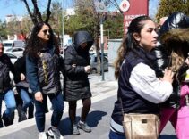 Masaj salonu görünümlü fuhuş operasyonu! 23 kadın kurtarıldı: Para ve altın ele geçirildi