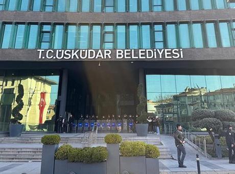 SON DAKİKA HABERLERİ: Üsküdar Belediyesi'ne operasyon düzenlendi! Çok sayıda gözaltı...