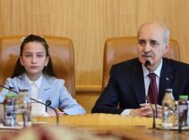 TBMM Başkanı Kurtulmuş, koltuğunu 6