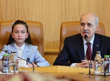 TBMM Başkanı Kurtulmuş, koltuğunu 6