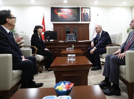 TBMM Başkanı Kurtulmuş rahatsızlanan Güney Kore milletvekilini ziyaret etti