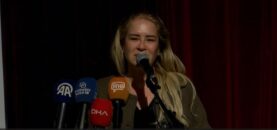 Türk tiyatrosunun acı günü! Sanatçı Feyha Çelenk için tören düzenlendi