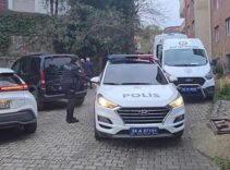 Üsküdar'da aile katliamı! Tartıştığı anne ve babasını öldürüp intihar etti