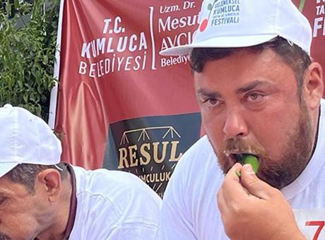 39 kişi katıldı, sadece bir kişi başardı: Acı yarışında ilginç anlar
