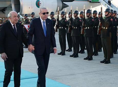 Cumhurbaşkanı Erdoğan, Cezayir Cumhurbaşkanı Tebbun'u resmi törenle karşıladı