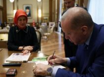 Cumhurbaşkanı Erdoğan, Türk Kızılaya kurban bağışında bulundu