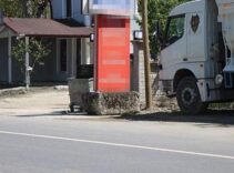 Sakarya'da kahreden kaza! Çöp kamyonu altında kalan kadın hayatını kaybetti