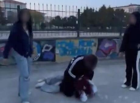 Samsun'da akran zorbalığı: Darbedip kameraya çektiler