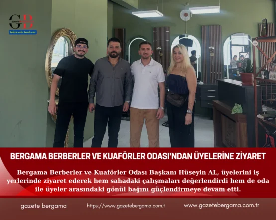 Yeşil Arka Plan Üzerine Sade Doğa Konulu Fotoğraf Kolajı (2)