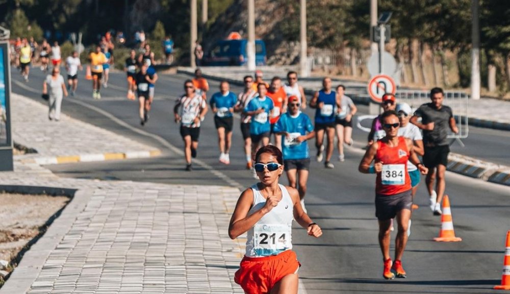 1000 sporcu Ayvalık'ta buluşacak!